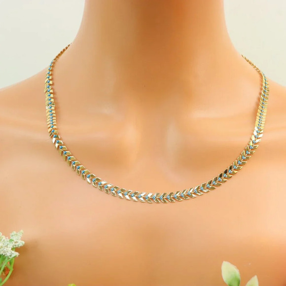 "New Beautiful Design Necklace Chain for Women/Girls, Gift, N652 - Picture 2 of 15